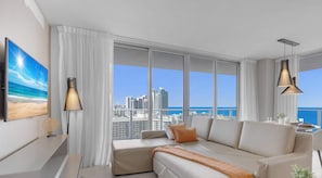 Unclassified image, 5 of 66, button - Modern 2BD 2BA Resort Luxury Bay Corner Views (Hollywood)