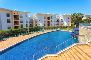 Room - BnB Homes White Rose Garden Apartment 2 Terraces (Albufeira)