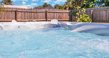 Beach Home Hot Tub · Sauna · Arcade · Bikes · 9BR