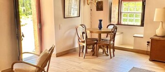 Pine Tree House in Azeit o