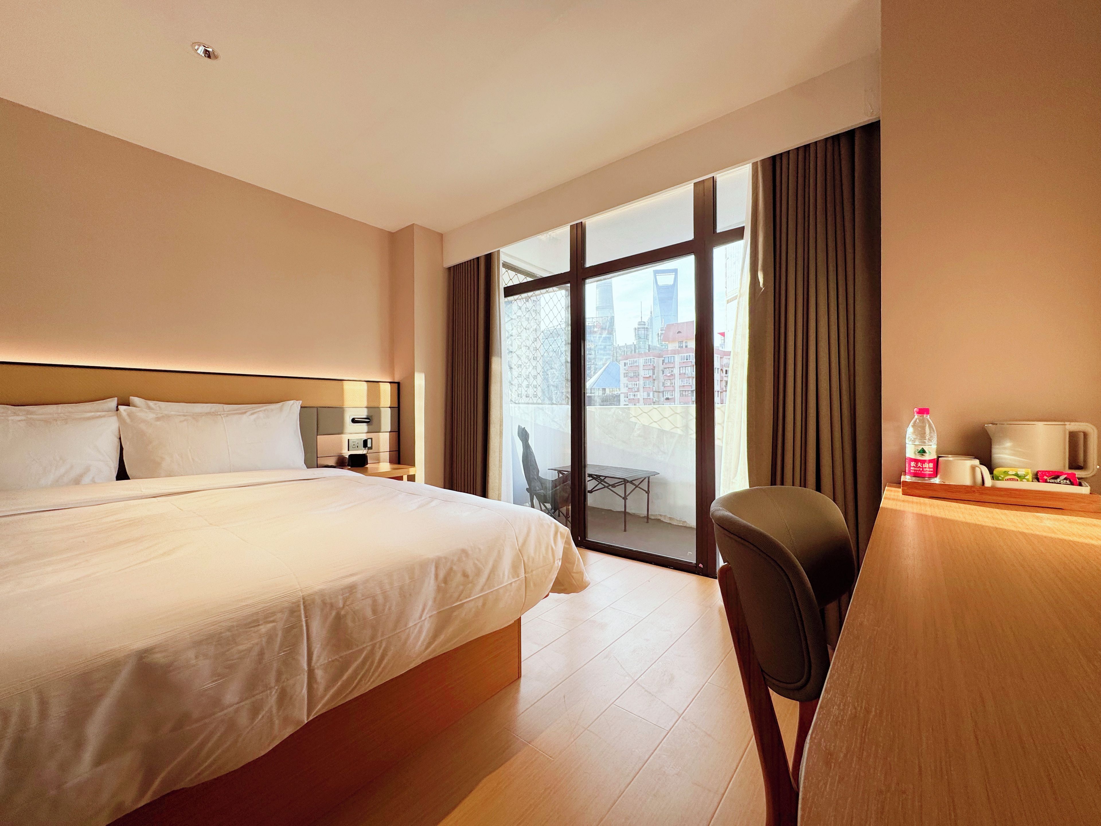 Comfort Double Room, Balcony, City View | Down comforters, laptop workspace, blackout drapes