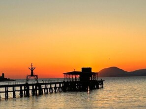 Miscellaneous - THE LADIES. Experience Naples: A Bright Apartment with a Balcony in the Historic Center (Napoli)