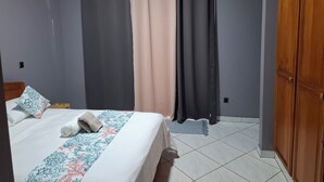 Basic Double Room - KEYKI HOME (PIRAE)