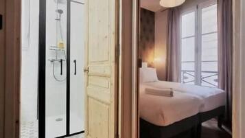 Departamento Deluxe, vista al patio | Baño