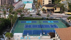 Sports court - Siesta Key Penthouse with Expansive Ocean Views (Siesta Key)