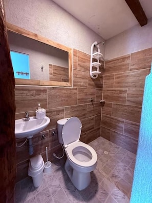 Chambre Double Luxe, balcon, vue mer | Salle de bain