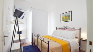 Room - Apartment 'Ekaterina House' with Sea View (Brolo)