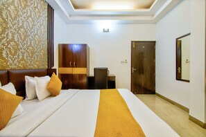 Room - JADSTAR RESIDENCY (New Delhi)