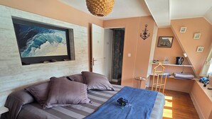 Blackout curtains, free WiFi - DOMAINE DES BRUNS (Aillant-sur-Milleron)
