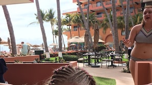 Deluxe Studio, Balcony, Beach View | Outdoor dining - Villa del Arco (Cabo San Lucas)