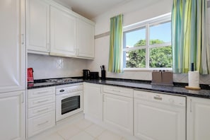 Private kitchen - Casa da Galé | Pool & Terrace (Albufeira)