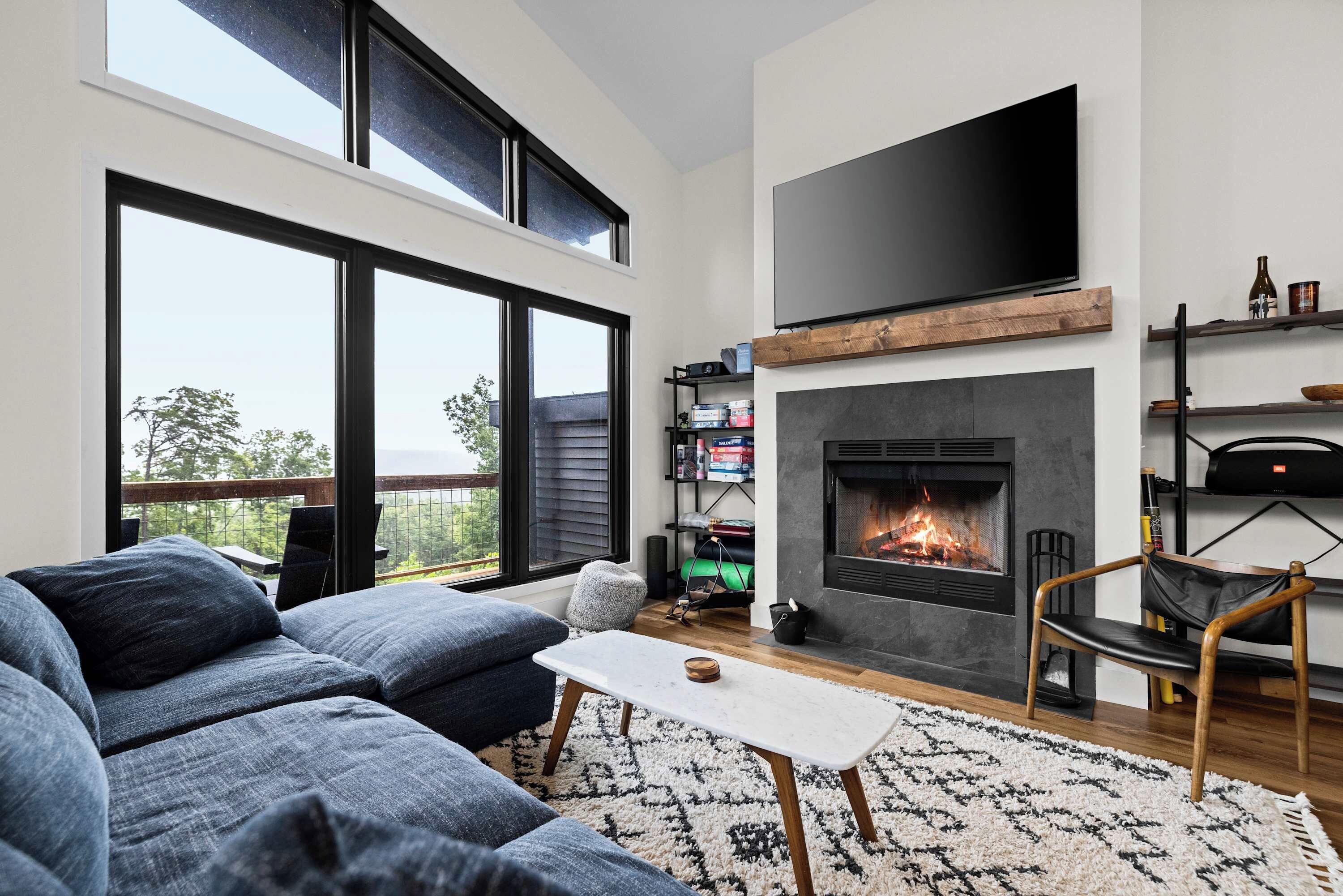 TV, fireplace, offices