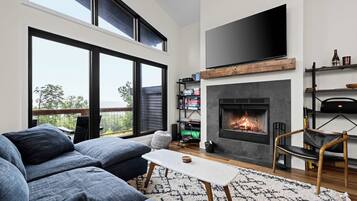 TV, fireplace, offices