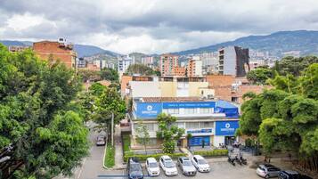 Apartment, 2 Bedrooms | Exterior