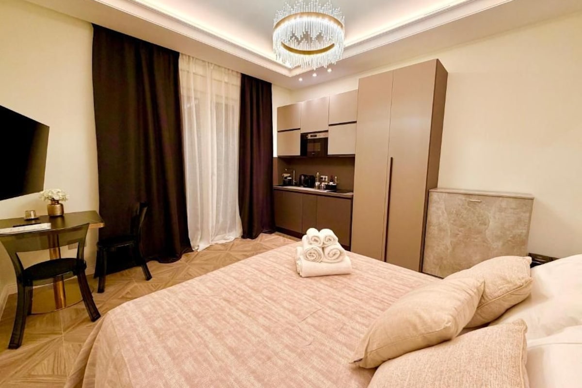 Family Double Room | Blackout curtains, free WiFi
