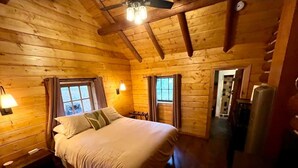 Room - Fir - Rustic Log Cabin (Sierra City)
