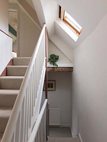 Charming Two BD Cottage in Malmesbury