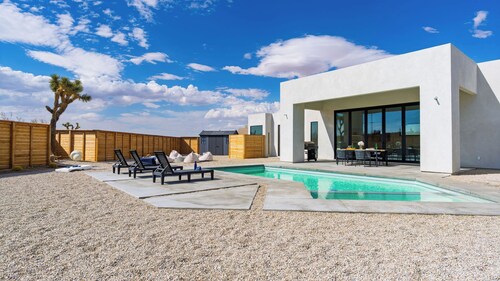 Cielo Vista by Avantstay Modern Desert Retreat Pool + Spa + Pickleball Near JT National Park