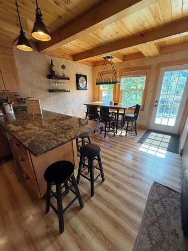 Lovely 3Br getaway at Greek Peak Ski Resort & Hope Lake Lodge indoor waterpark.