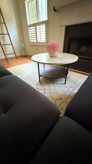 Living area - Spacious 2BR Retreat, Private Yard + 2-Car Garage (Atlanta)