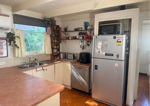 Private kitchen - 8 minutes to the Peninsula Hot Spring! Family, couples, workers retreat in Rye (Rye)