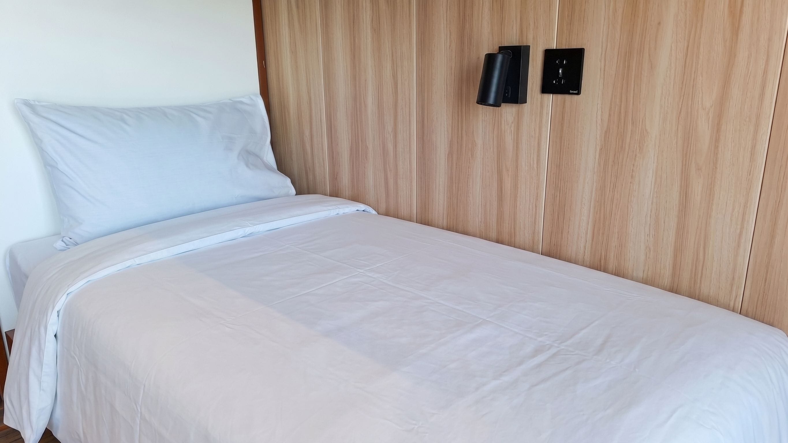 Deluxe Shared Dormitory | WiFi (free)