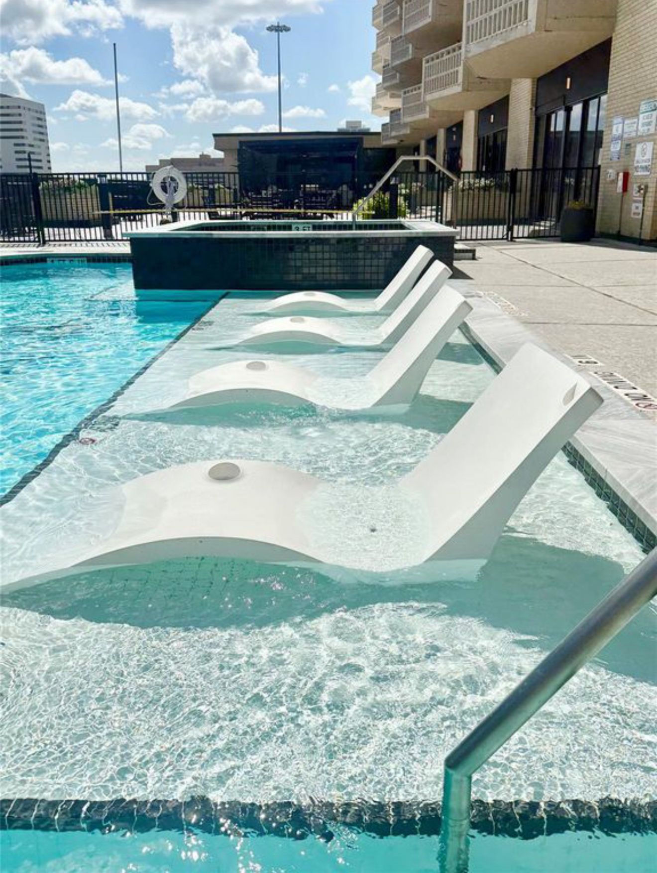 Piscine extérieure