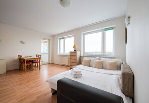 Room - Rondo Wiatraczna Comfort Studio (Warszawa)