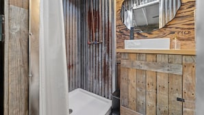 Bathroom - Tiny Home Village: 4 Units, 4 Spas, Plunge Pool, Sleeps 15 (St. Augustine)