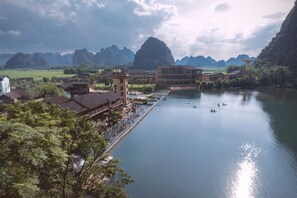 Ảnh chưa phân loại, 3 trong số 11 ảnh, nút