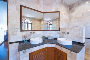 Bathroom - 5BR Pool Villa-Close to Beach&City (CV5) (Huahin)