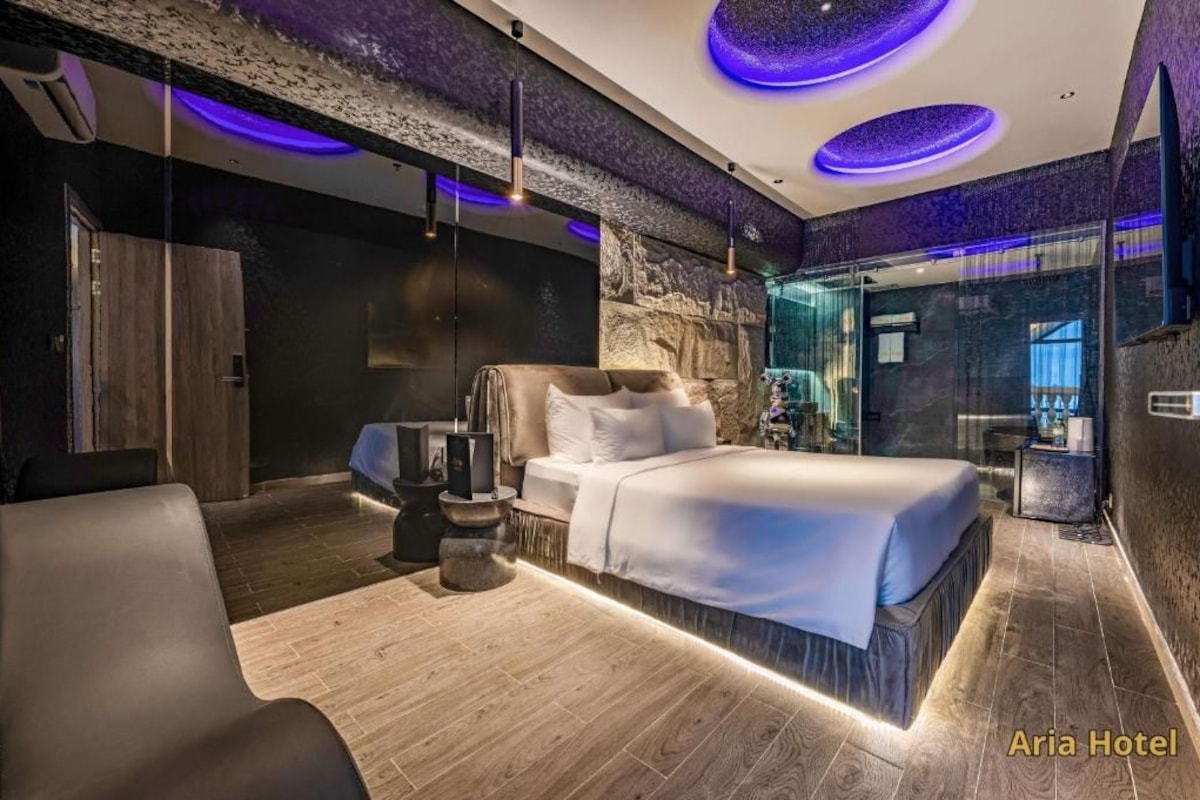 Standard Double Room | Free WiFi