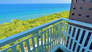 Standard Condo, Balcony, Ocean View - Royal Oceancrest Panglao 1 (Dauis)