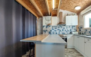 Kitchen - Charmant gîte au calme (La Douze)