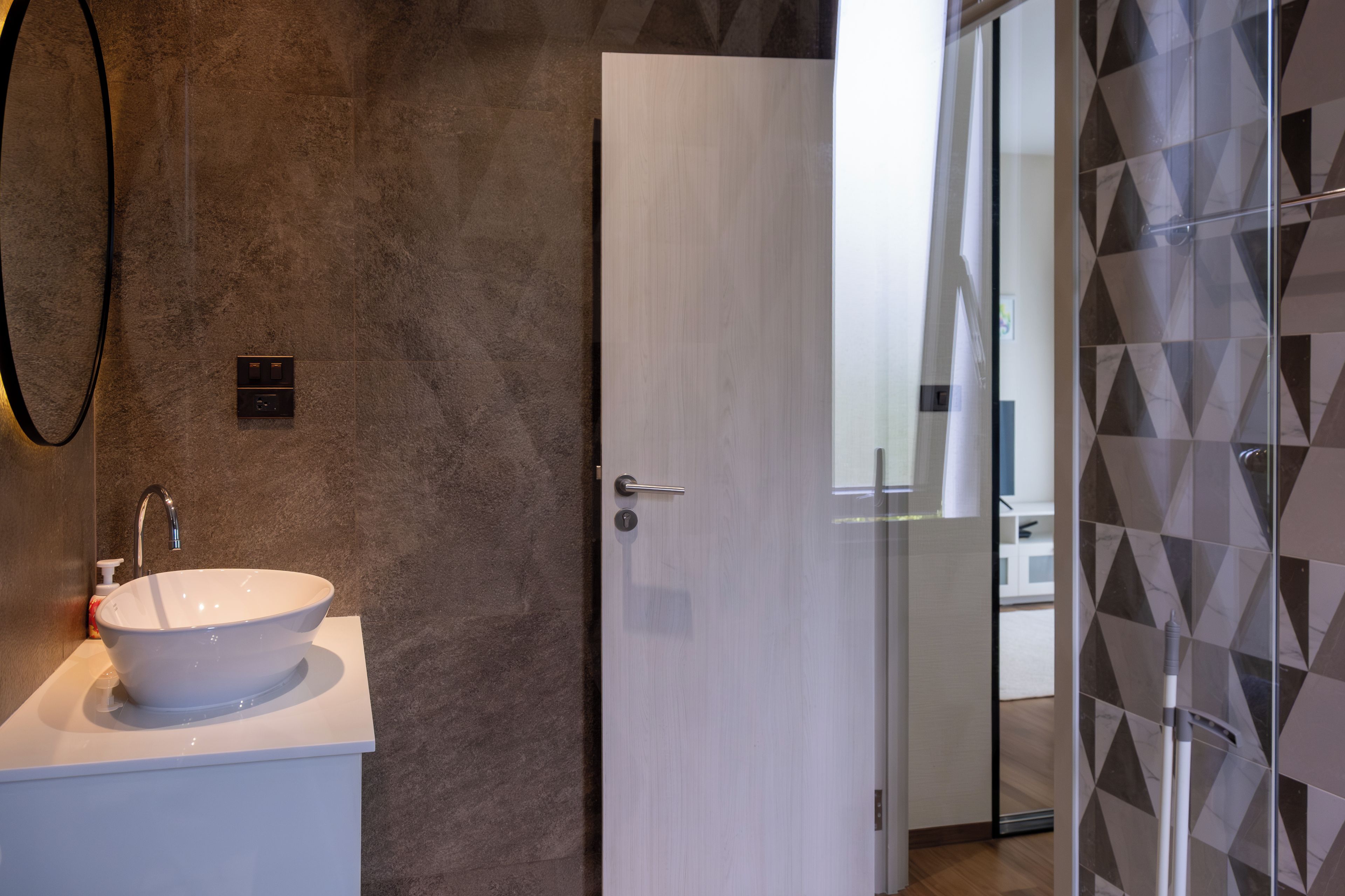 Comfort Apartment, Balcony | Bathroom | Hair dryer, towels, toilet paper