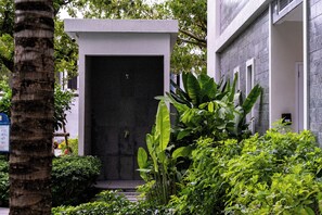 Khuôn viên nơi lưu trú