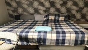 Room - Standard Double Room (Leeds)