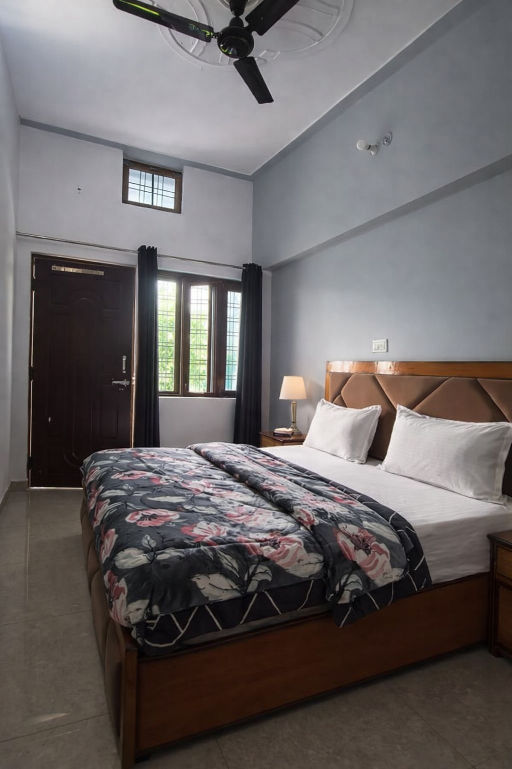 Deluxe Double Room, Balcony, Hill View