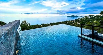 AQUA Boutique Hotel- Ocean View Suites