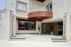 Ảnh chưa phân loại, 2 trong số 36 ảnh, nút