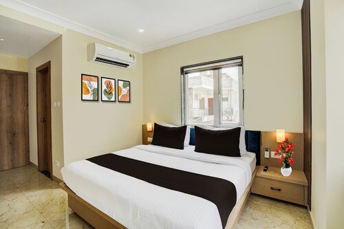 Super Townhouse Oak Banaras Central