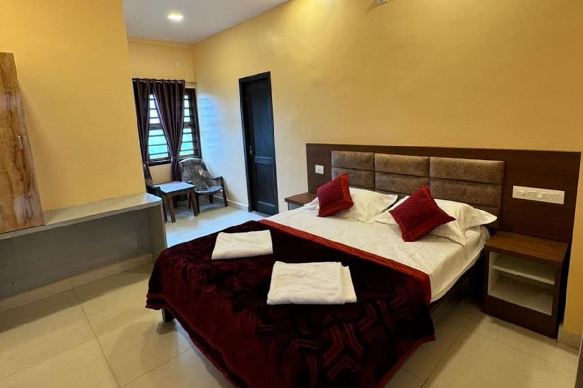 Ph òng Tiêu chuẩn, quang cảnh vịnh | Bàn 