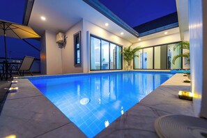Ảnh chưa phân loại, 5 trong số 53 ảnh, nút