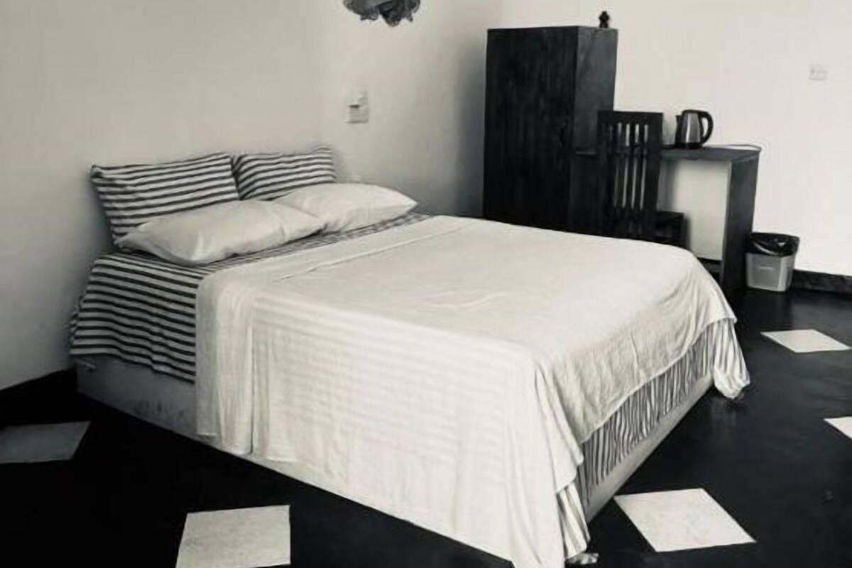 Deluxe Double Room, Balcony | Free WiFi