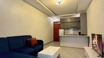 Apartment, 2 Bedrooms, Balcony, City View | Living area