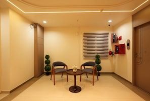 Interior - Hotel The Dwarka palace (Dwarka)
