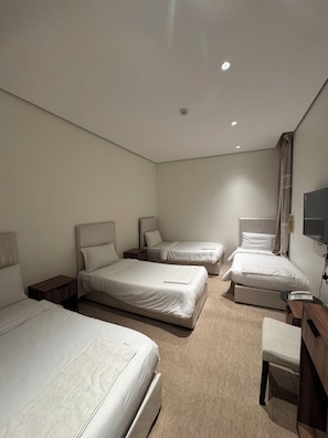 Ảnh chưa phân loại, 5 trong số 22 ảnh, nút