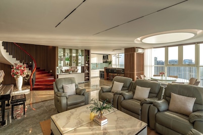 Coho penthouse Vung Tau Luxury 3BR Oceanfront, Private Pool & Sauna