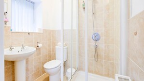 House | Bathroom - Standard Double Room - Shared (Aberlour)
