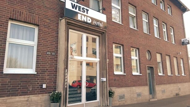 Front of property - Westend Hotel (Köln)